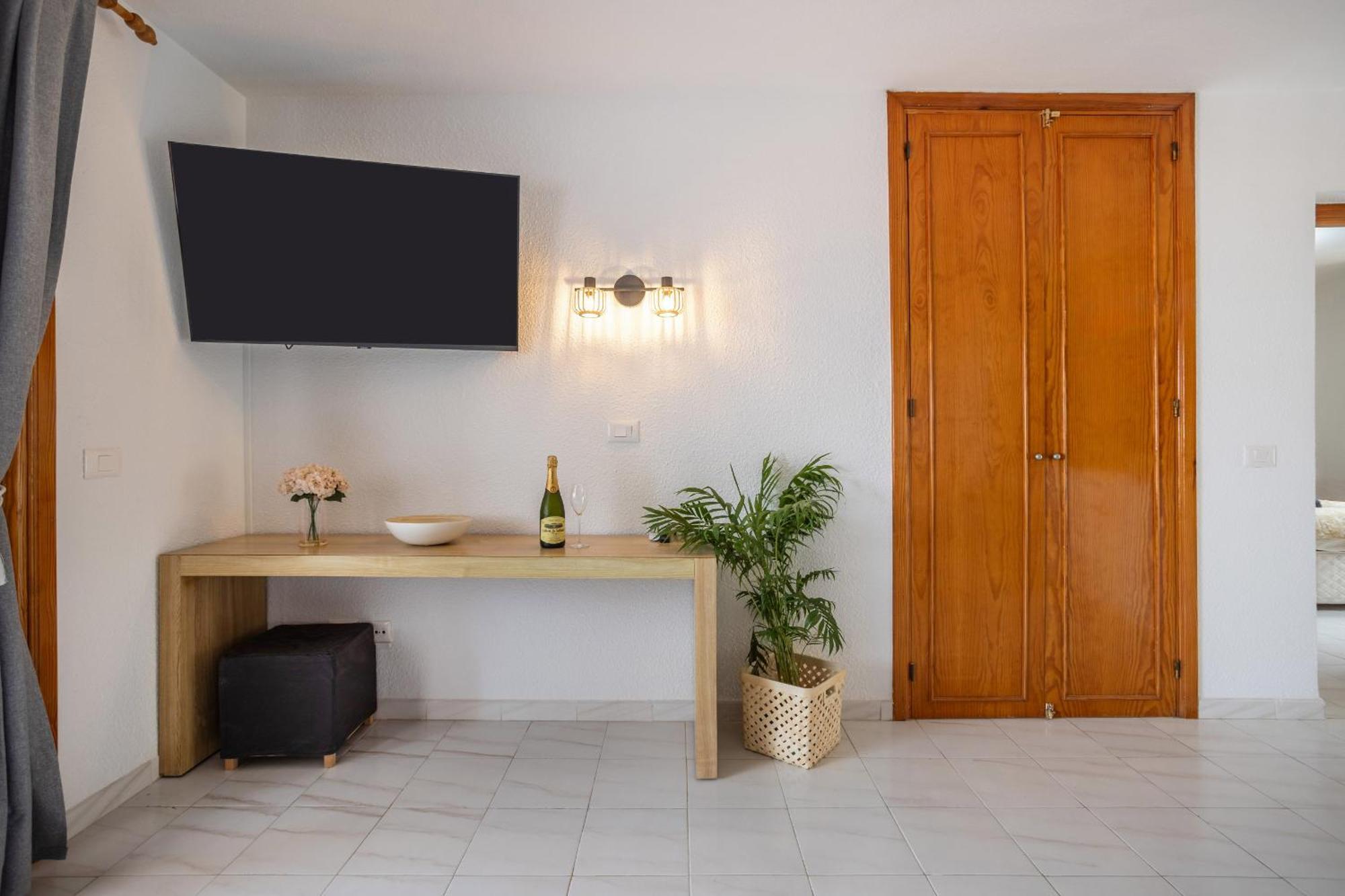Apartment Cozy Port Royal Margot Sunset View By Lovetenerife